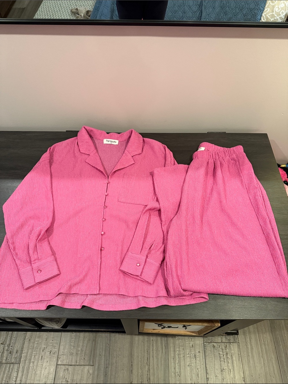 ✨MATCHING SET✨ Impressions hot pink button down and wide leg pant set